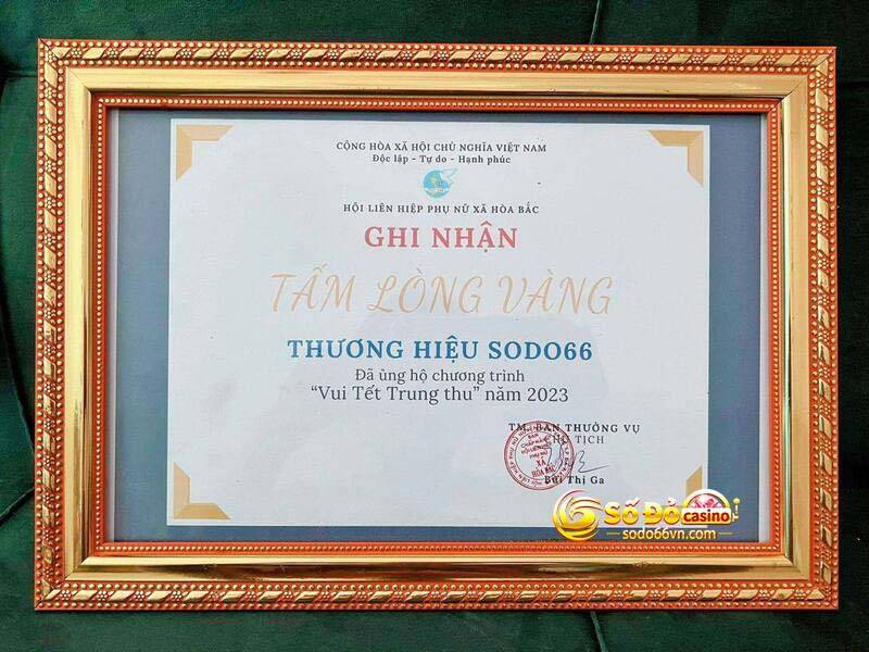 SODO66 mang Tết Trung thu đến cho trẻ em xã Hòa Bắc 5 Giấy khen "Tấm lòng vàng" do Hội Liên Hiệp Phụ Nữ Xã hòa Bắc trao tặng